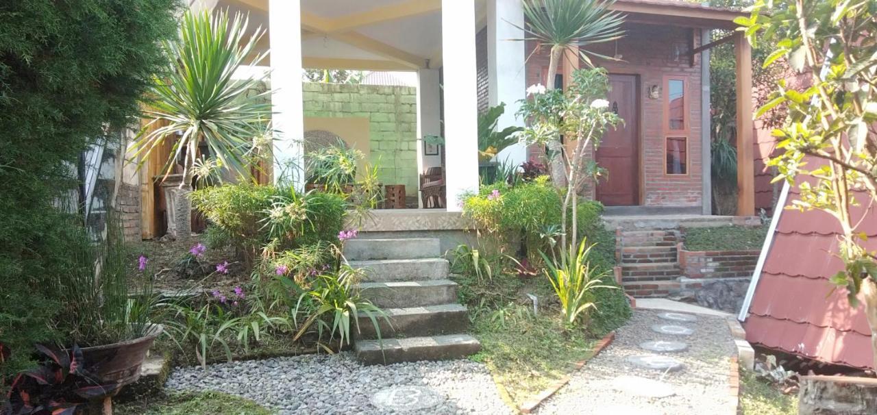 Bliss Family Cottage Batu Batu  Dış mekan fotoğraf